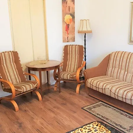 Mieszkanie Przy Chrzanowskiego *