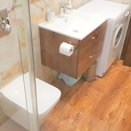 Apartment Mieszkanie Przy Chrzanowskiego *