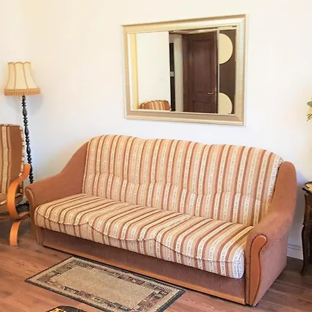 Mieszkanie Przy Chrzanowskiego *