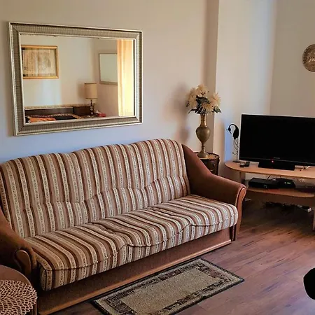 Mieszkanie Przy Chrzanowskiego *