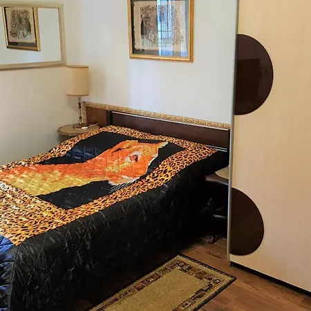 Mieszkanie Przy Chrzanowskiego *