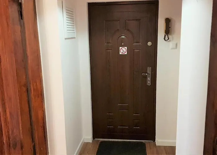 Mieszkanie Przy Chrzanowskiego Apartman
